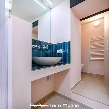 Sea-cret, Terremarine Apartamento